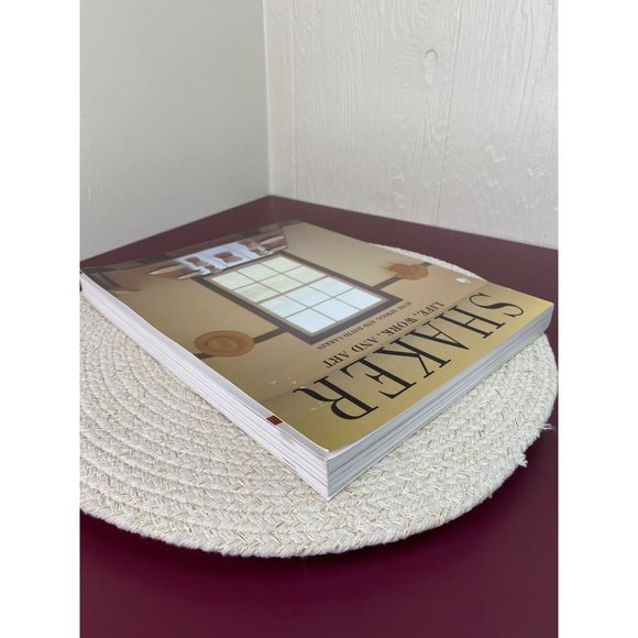 Shaker Life Work and Art by June Sprigg and David Larkin 1987 - Picture 6 of 10